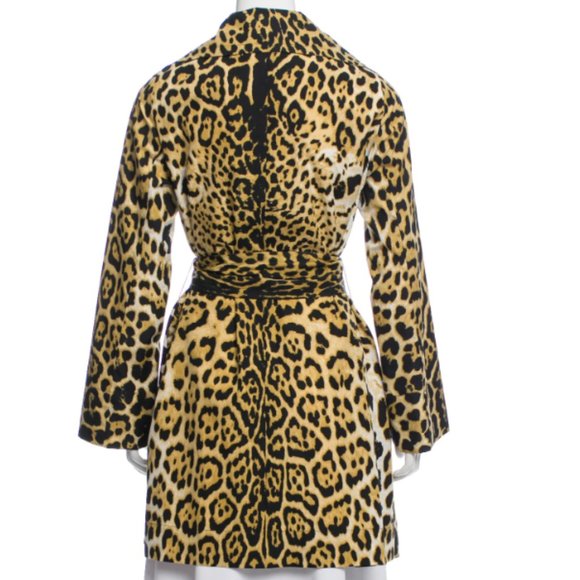 Yves Saint Laurent: Jacket with belt and bag - Picture 3 of 14